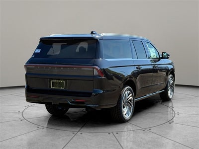 2025 Lincoln Navigator L Reserve