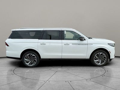2026 Lincoln Navigator L Reserve
