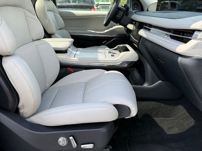 2026 Lincoln Navigator L Reserve