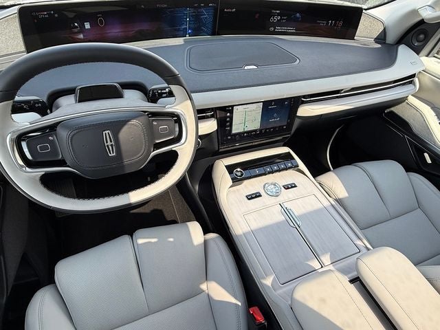 2026 Lincoln Navigator L Reserve