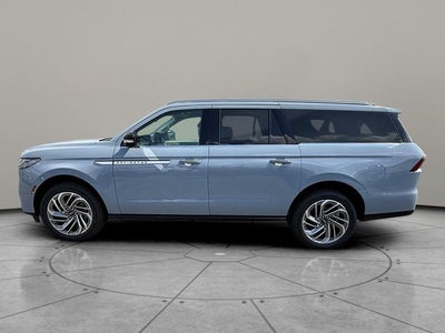 2026 Lincoln Navigator L Reserve