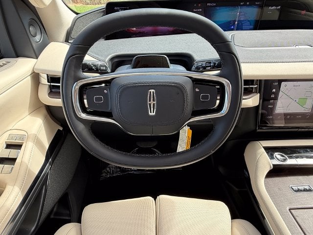 2027 Lincoln Navigator L Reserve