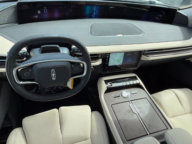 2027 Lincoln Navigator L Reserve