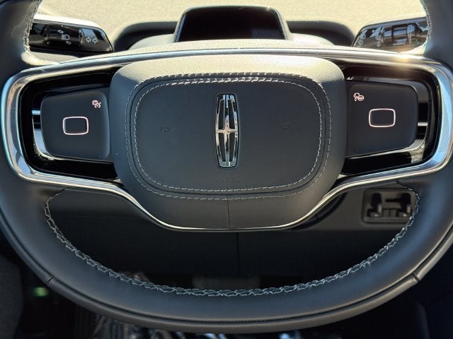 2027 Lincoln Navigator L Reserve