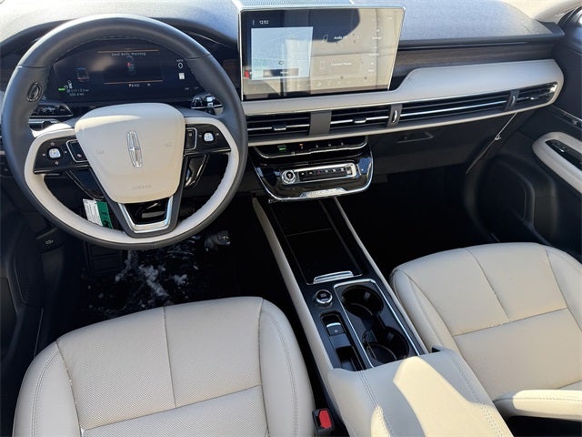 2025 Lincoln Corsair Plug-In Hybrid Grand Touring