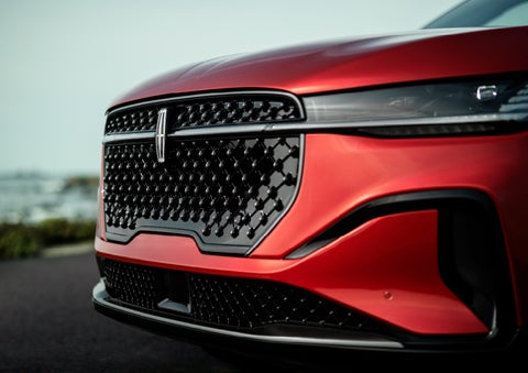 The sleek grille of a 2025 Lincoln Nautilus® SUV with the available Jet Appearance Package makes a bold statement. | Klaben Lincoln of Warren in Warren OH