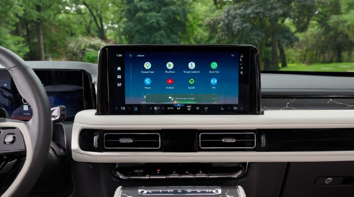 The center touchscreen inside a 2027 Lincoln Aviator® Black Label™ SUV | Klaben Lincoln of Warren in Warren OH
